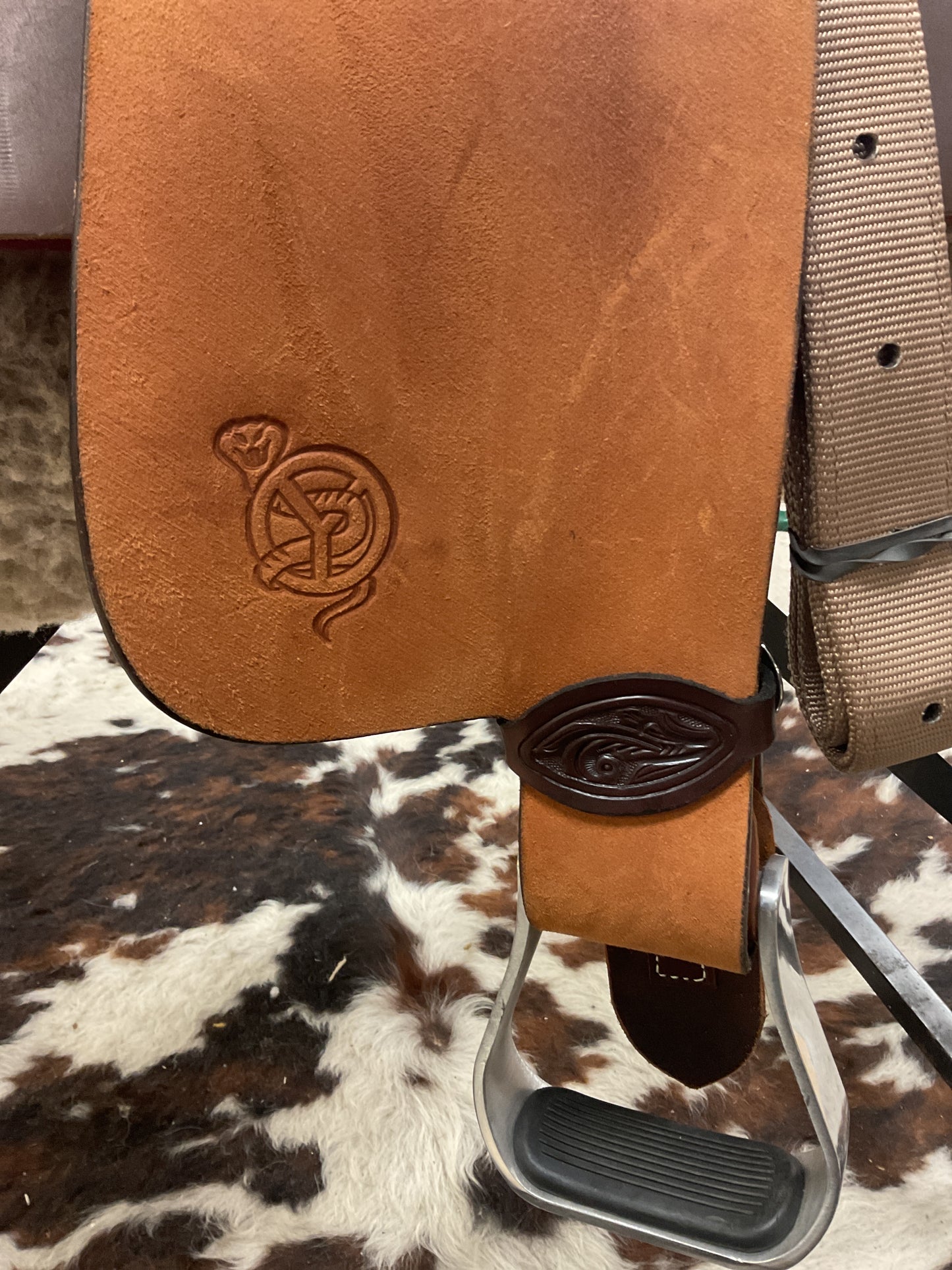 Circle Y Great Oak Barrel Saddle