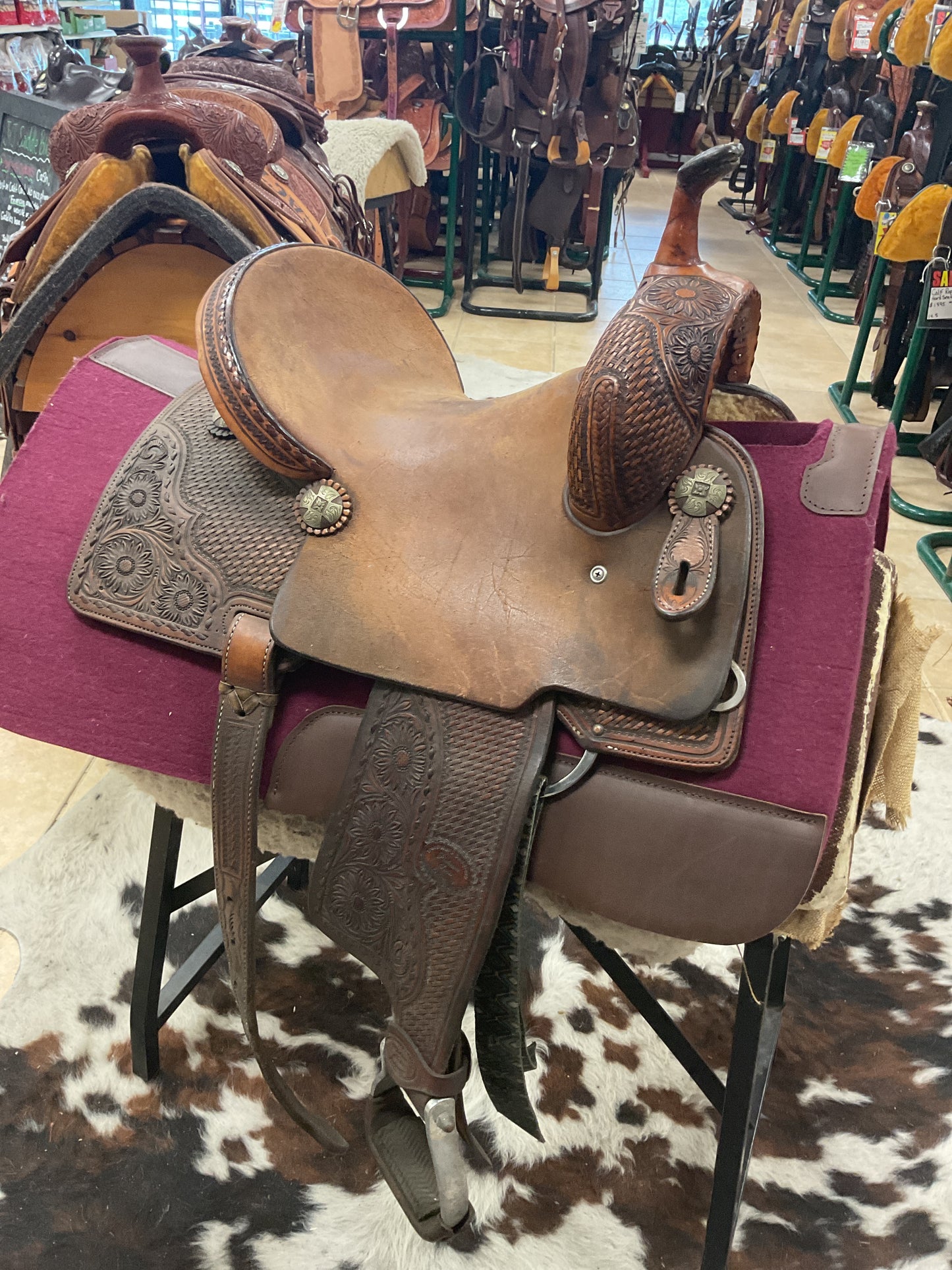 Used Trent Ward Platinum Barrel Saddle