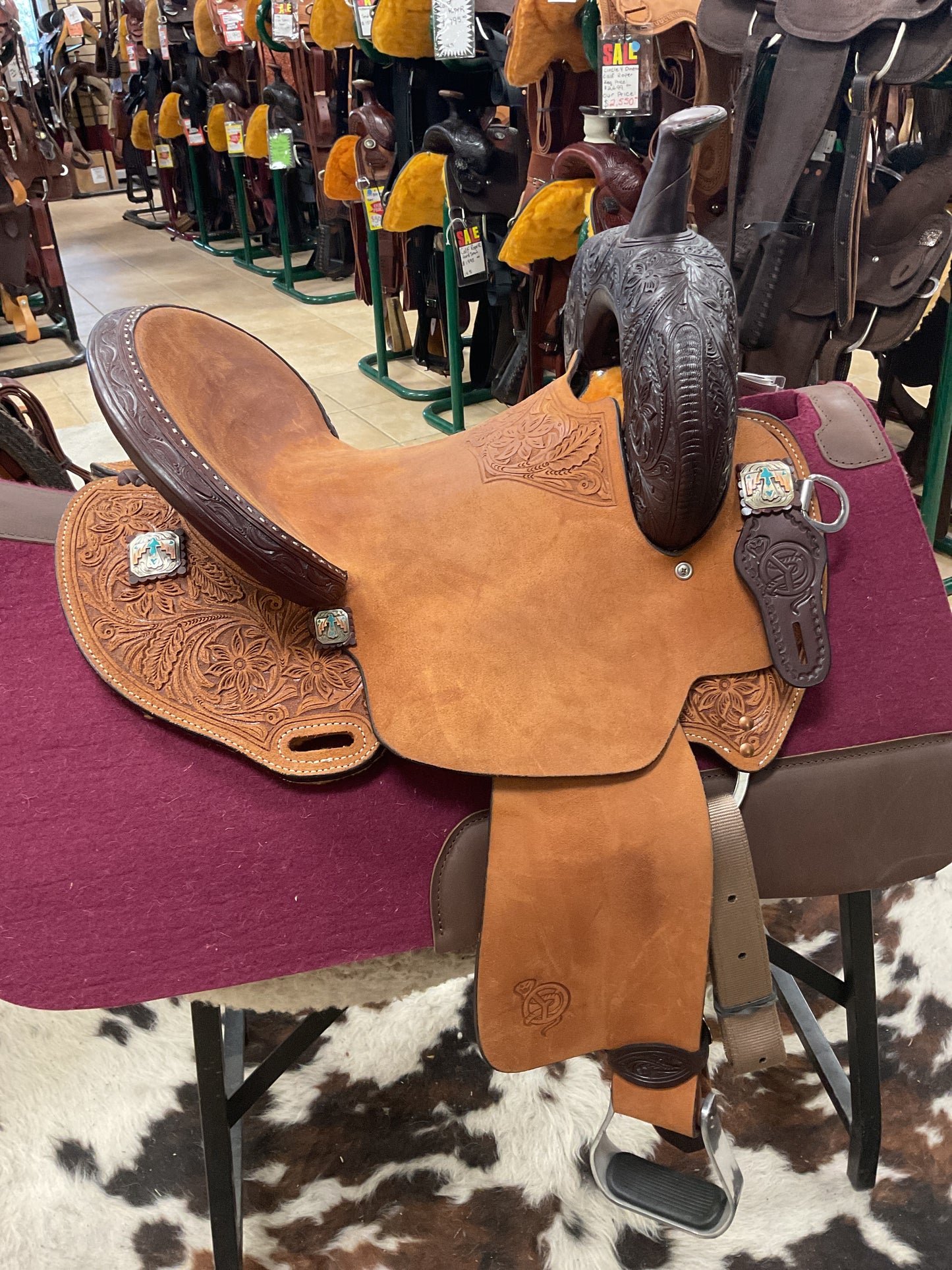 Circle Y Great Oak Barrel Saddle