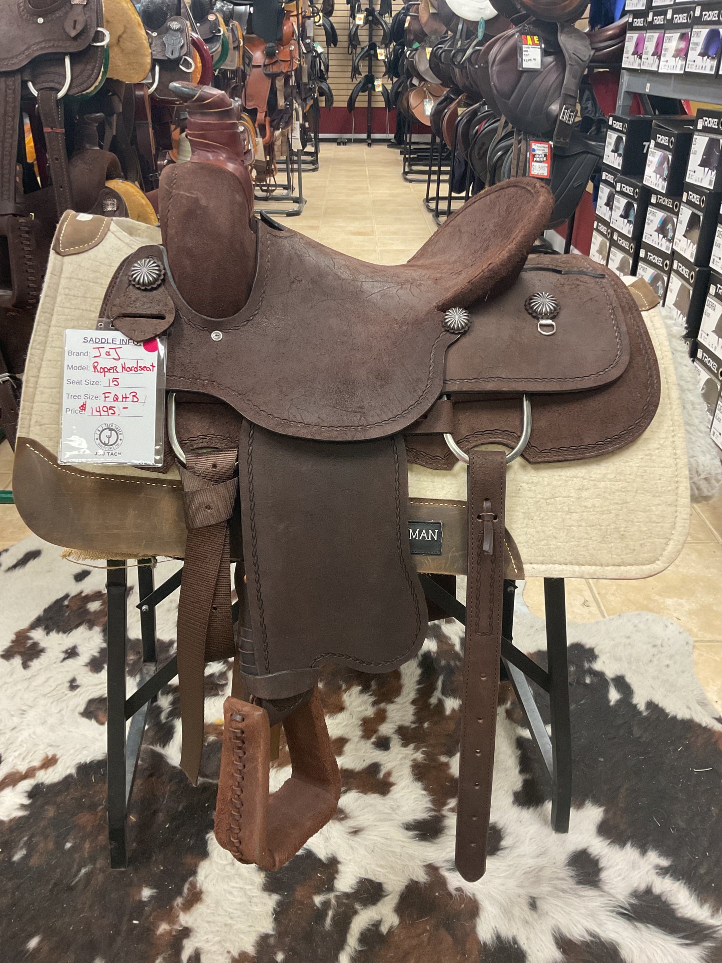 J&J Roper Hardseat