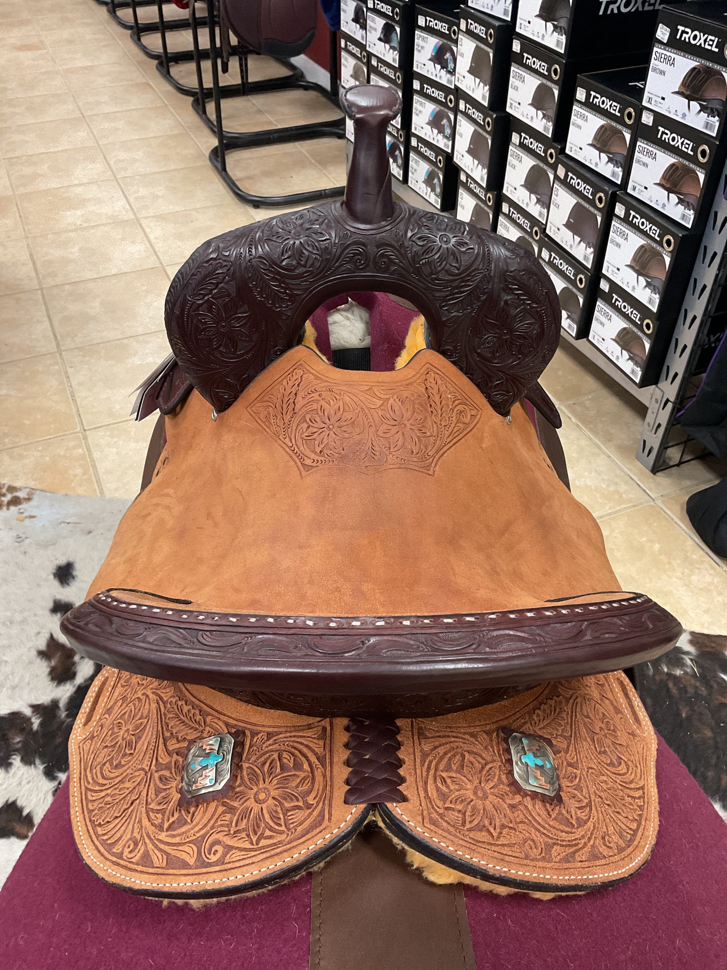 Circle Y Great Oak Barrel Saddle