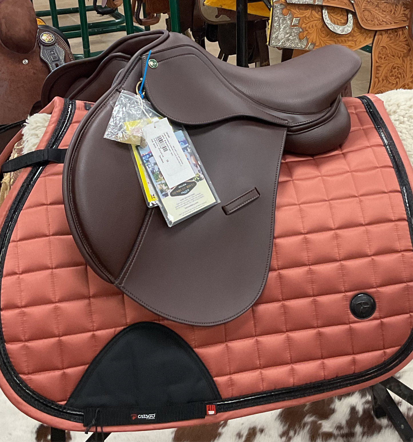 HDR close contact jumper saddle