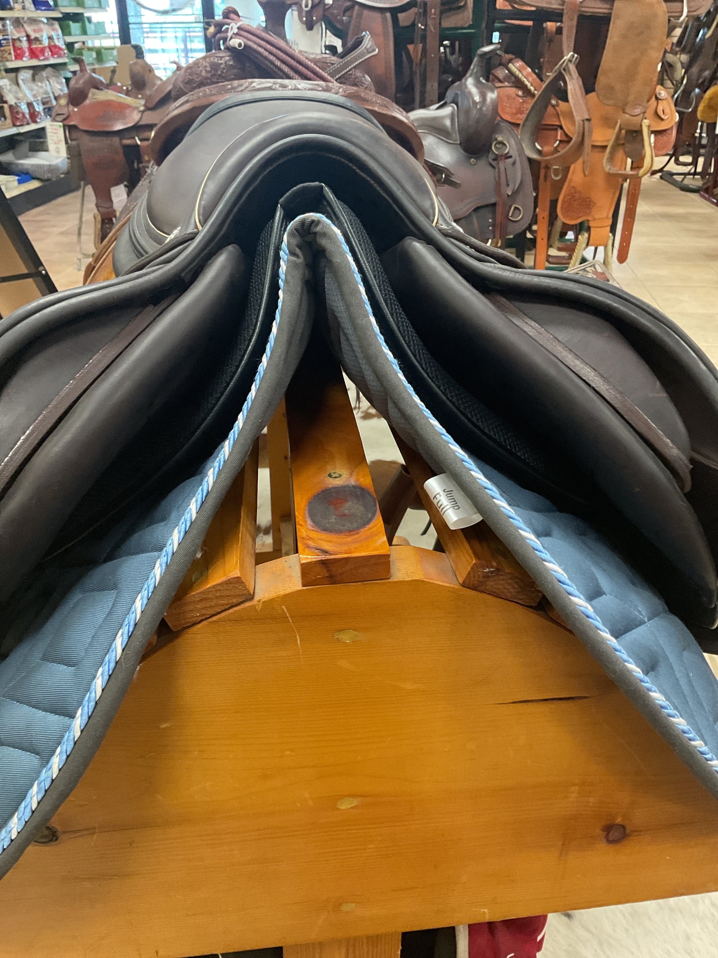 USED CWD 2GS SE 32