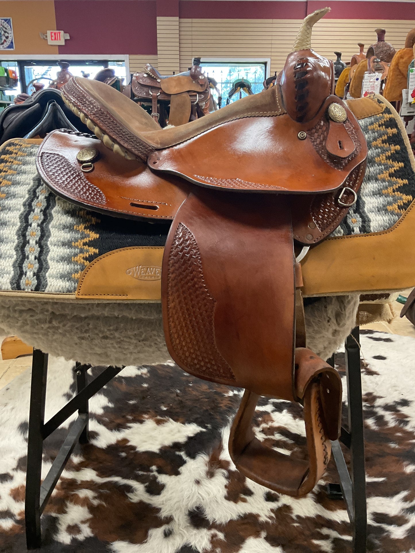 Used Dakota Barrel Saddle