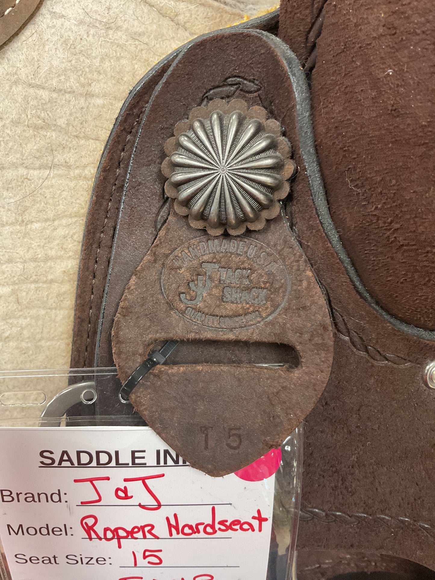 J&J Roper Hardseat