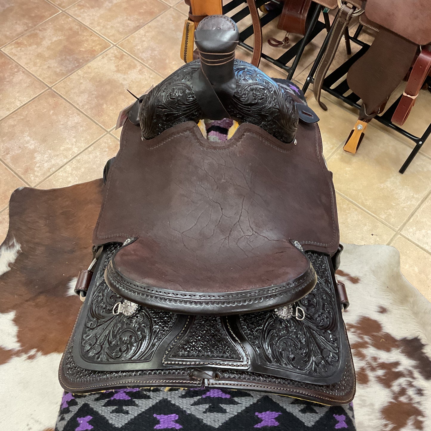 J & J Tack Chocolate Hardseat Roper w/ Snowflake/Walnut Tooling
