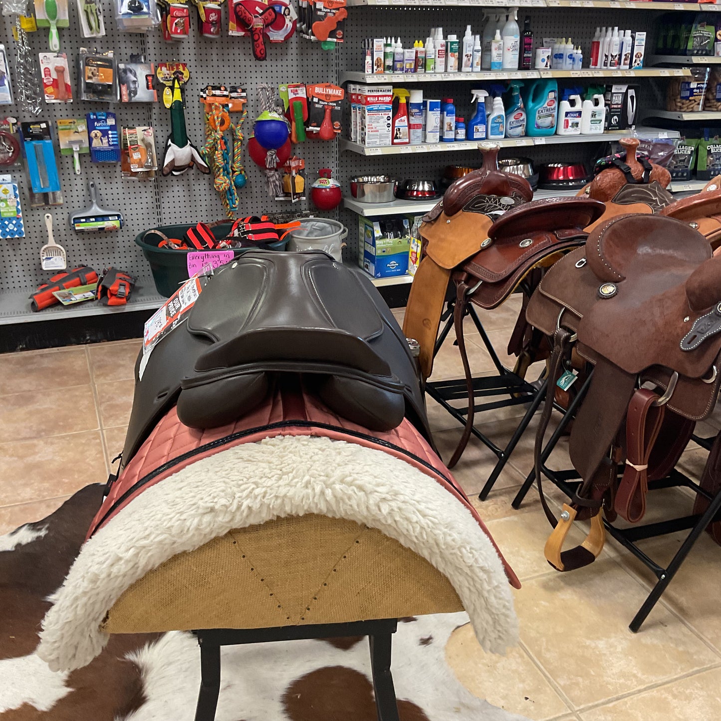 Royal heritage Stella close contact saddle