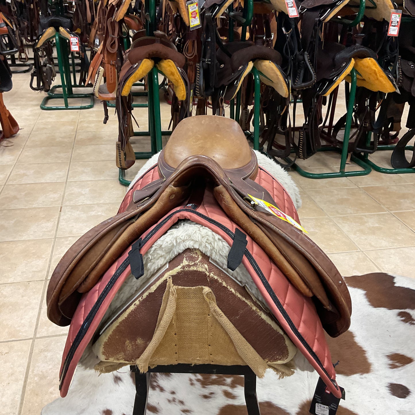 Used HDR English saddle