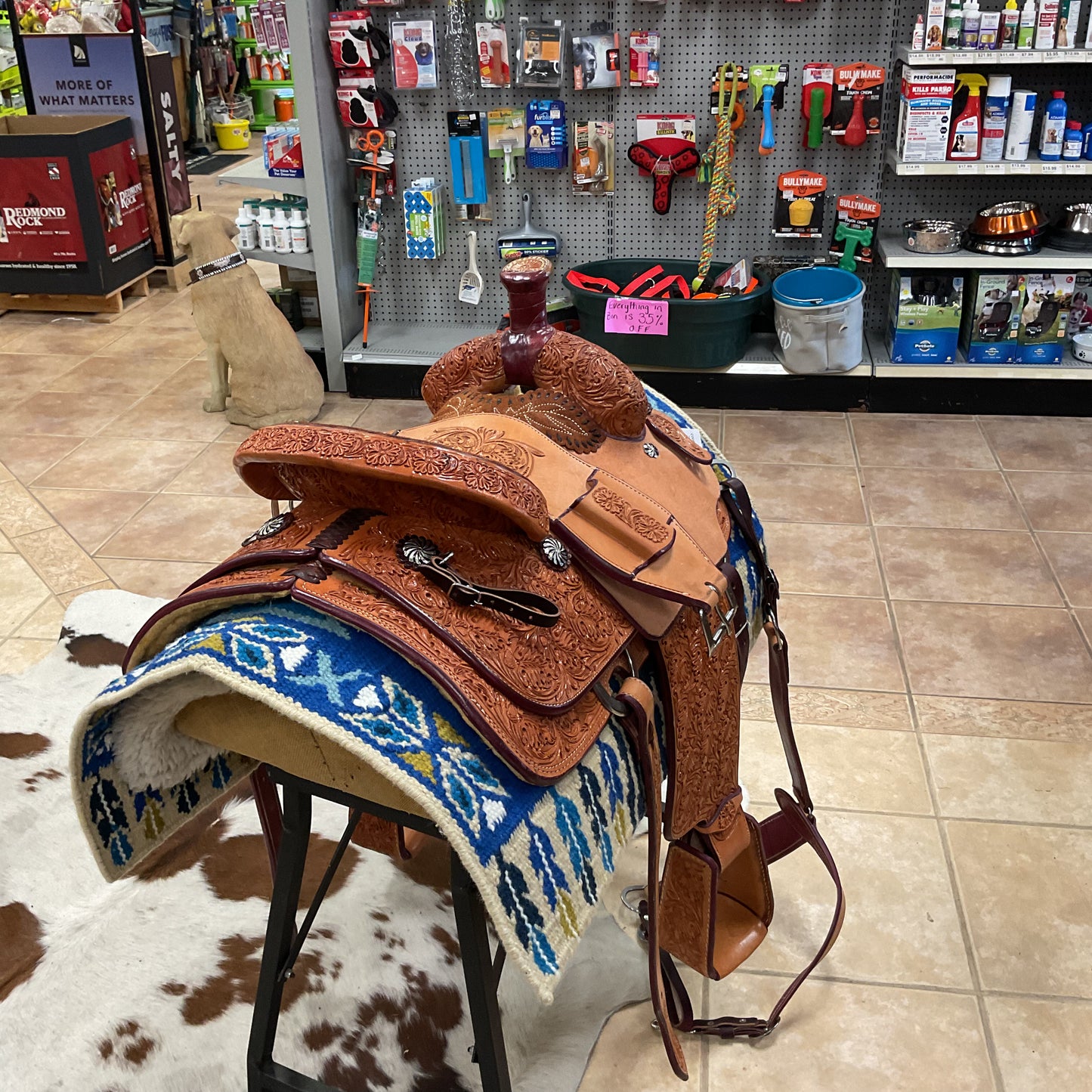 J & J roping saddle