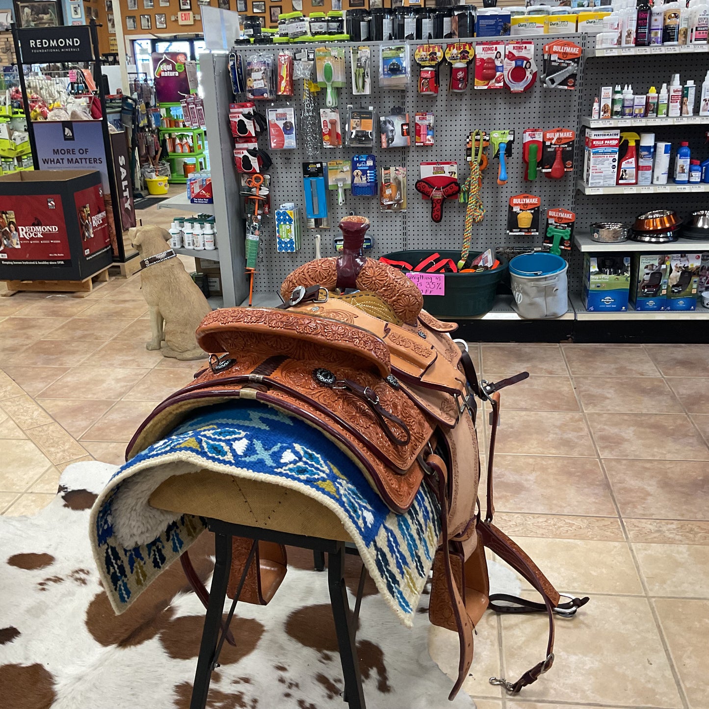 J & J roping saddle