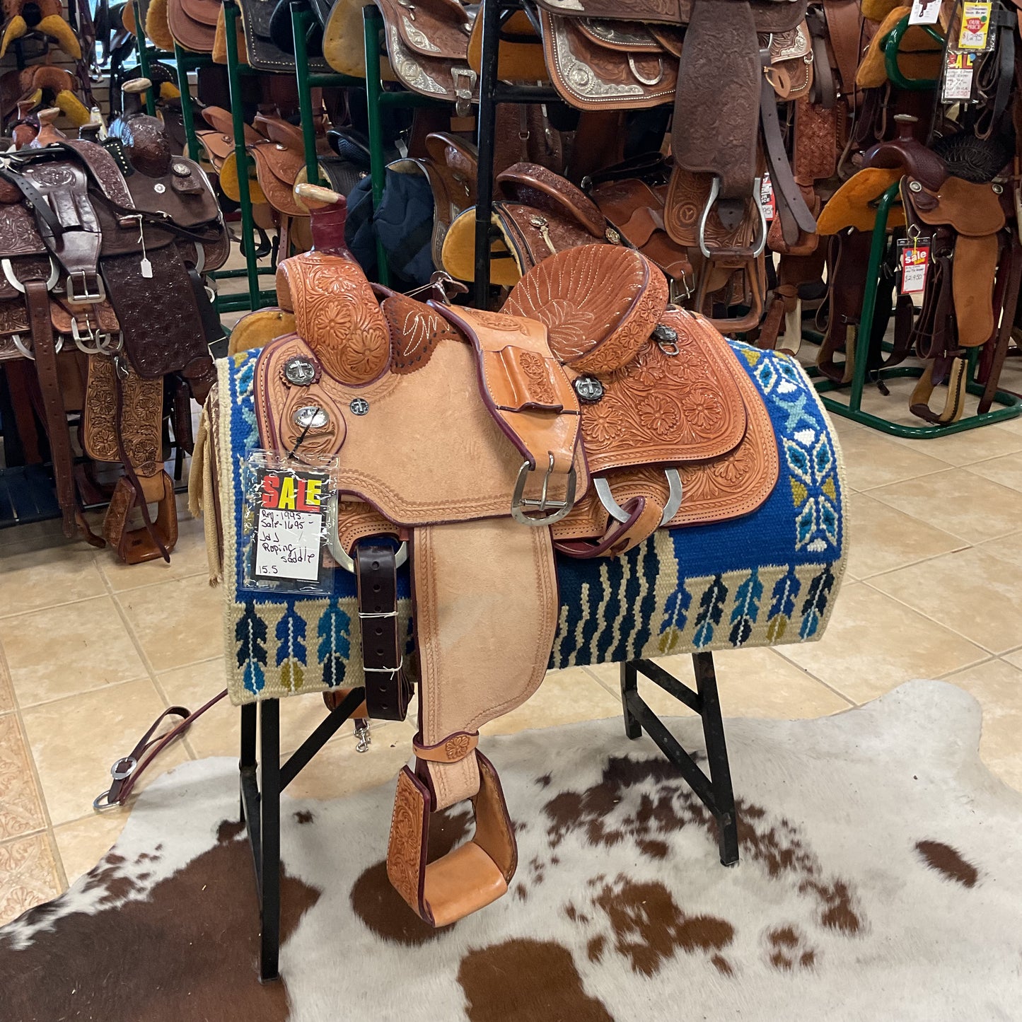 J & J roping saddle