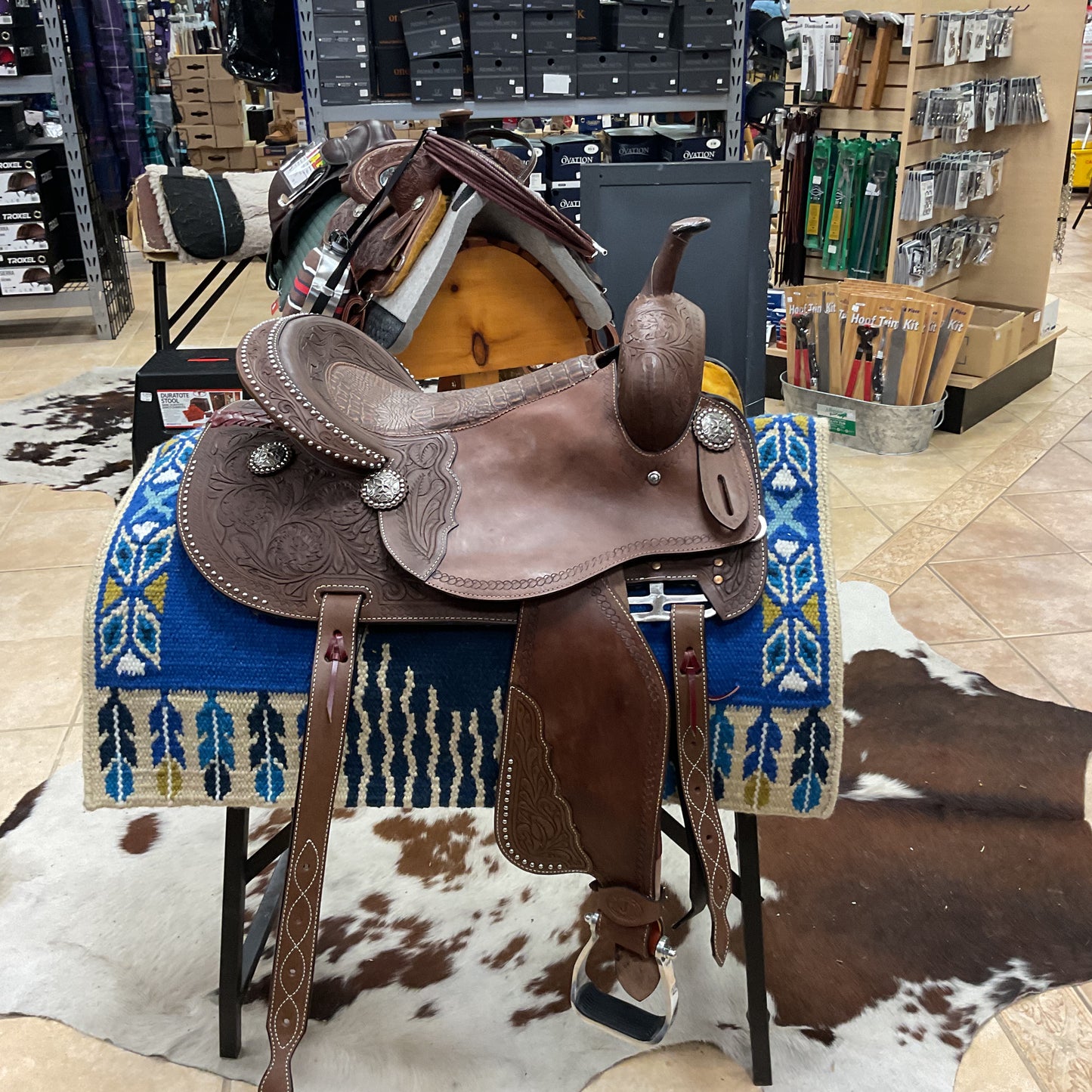 Circle j beaded barrel saddle