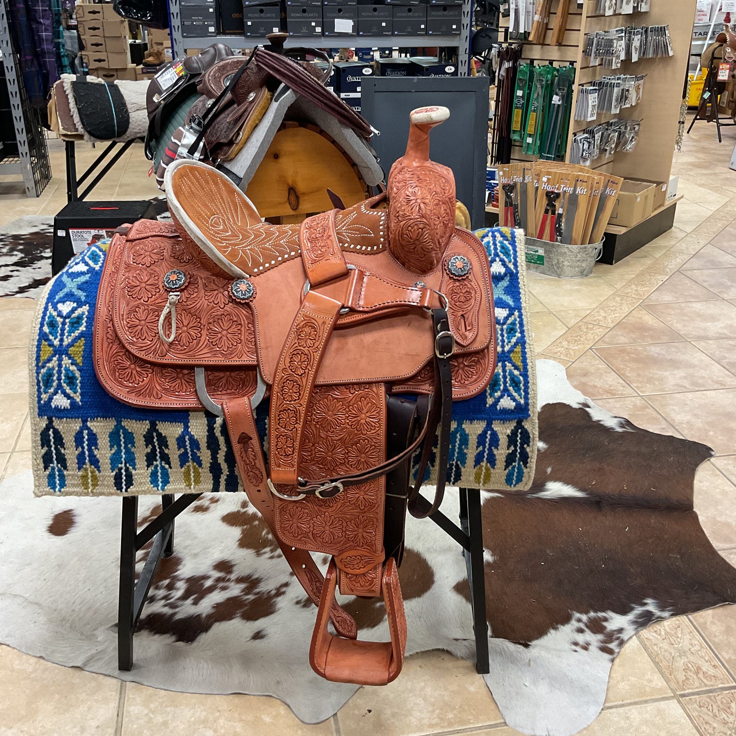 Custom Brazilian roper saddle