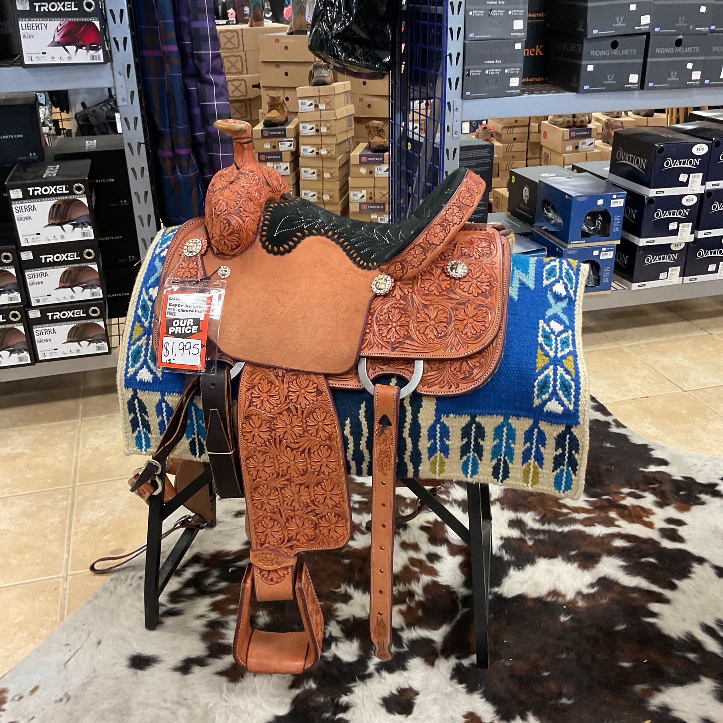 Custom Brazilian roping saddle
