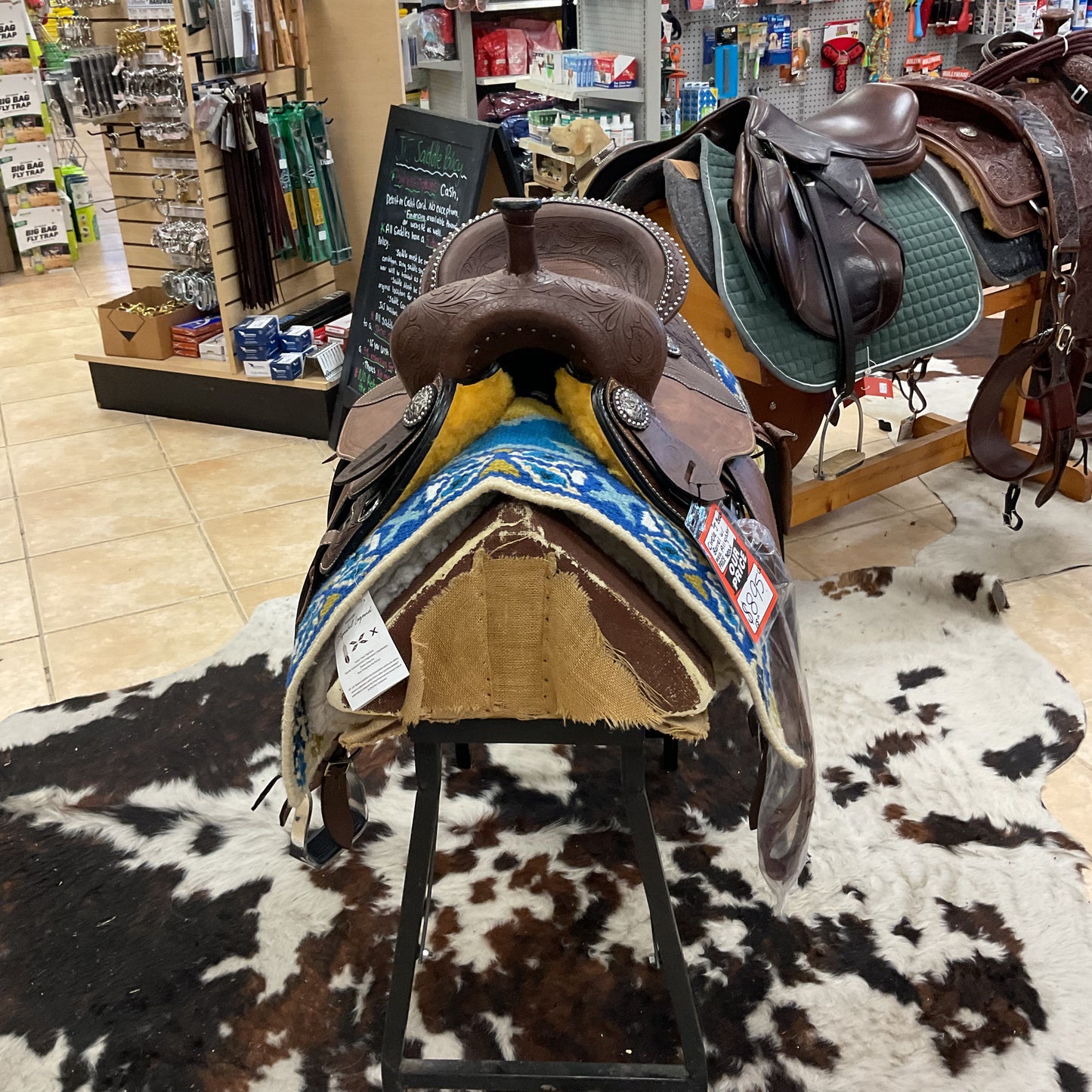 Circle j barrel saddle