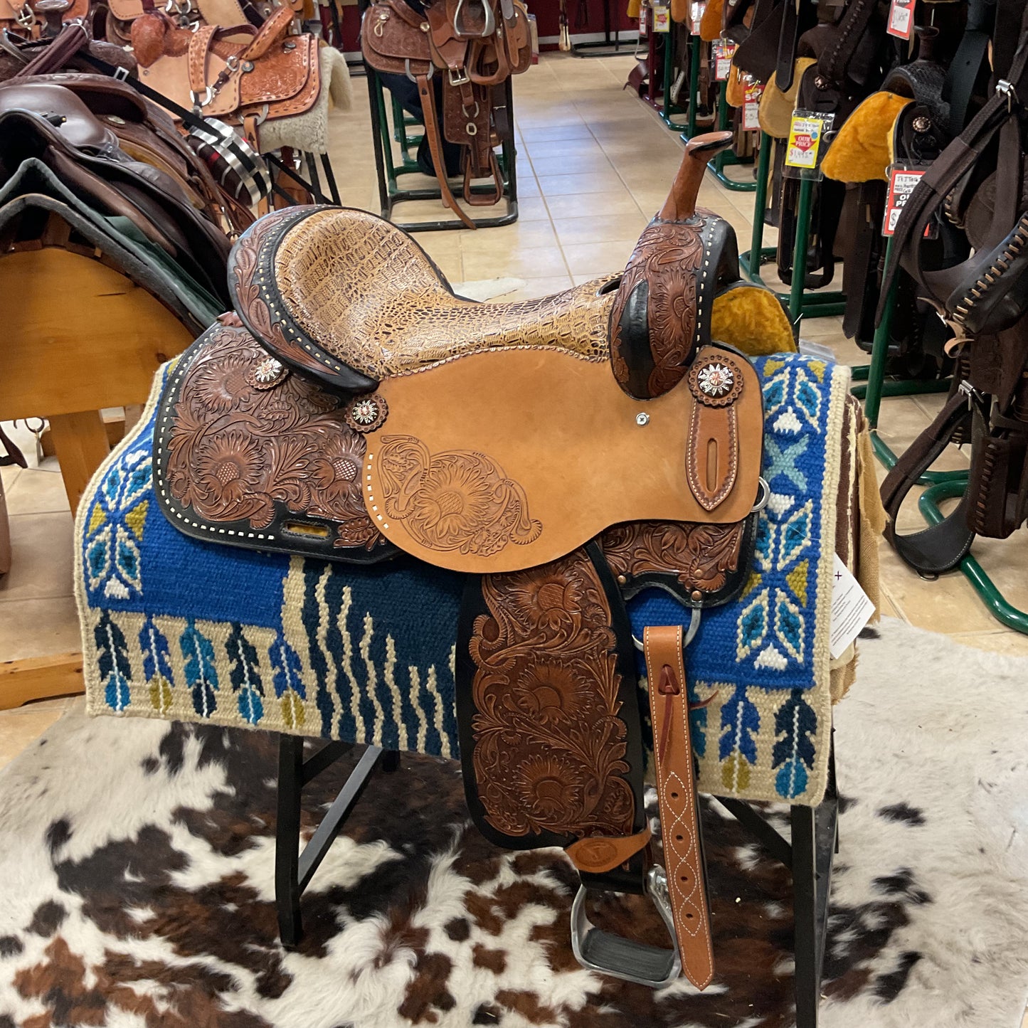Circle j barrel saddle