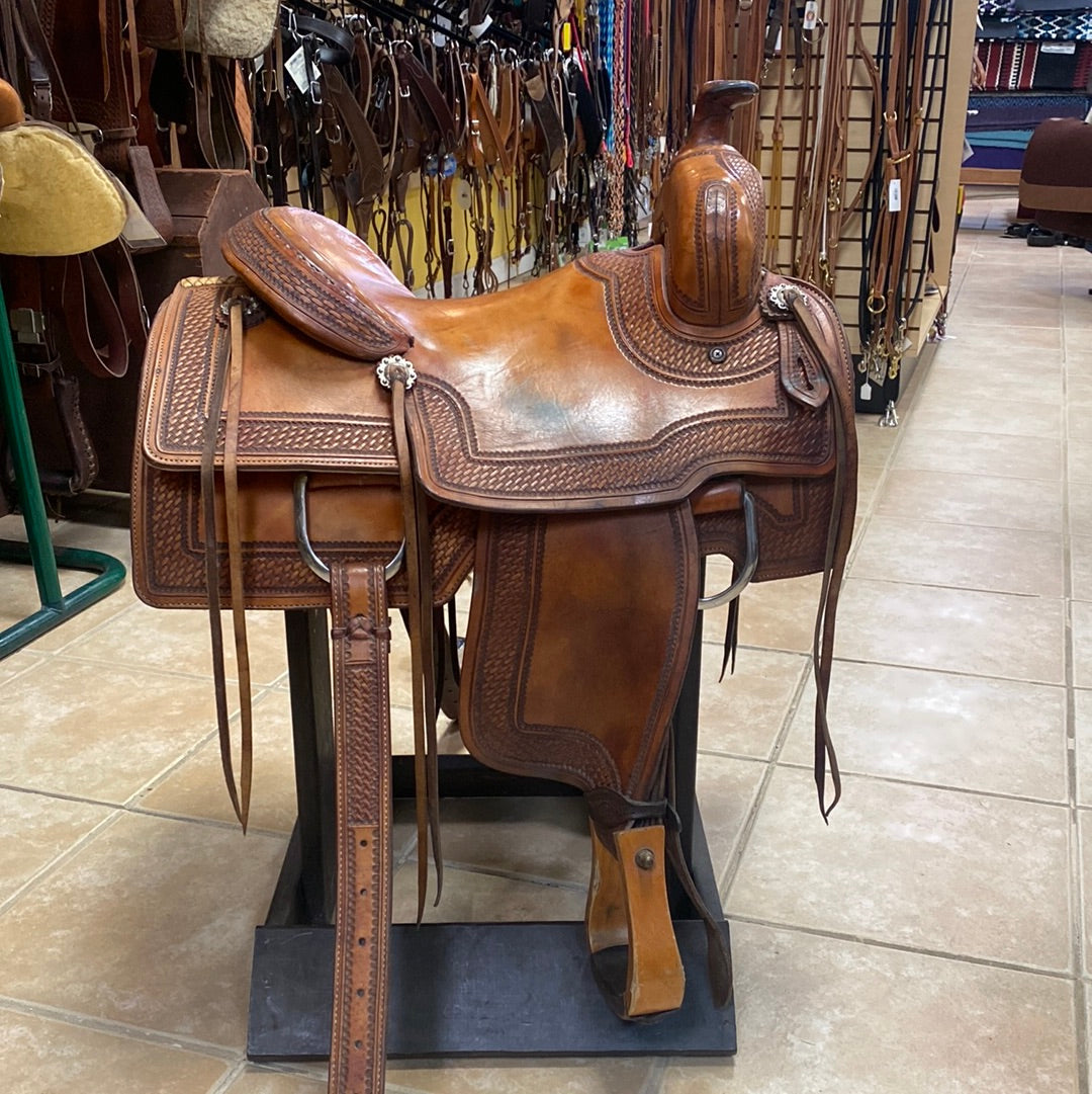 Elite Custom Saddle