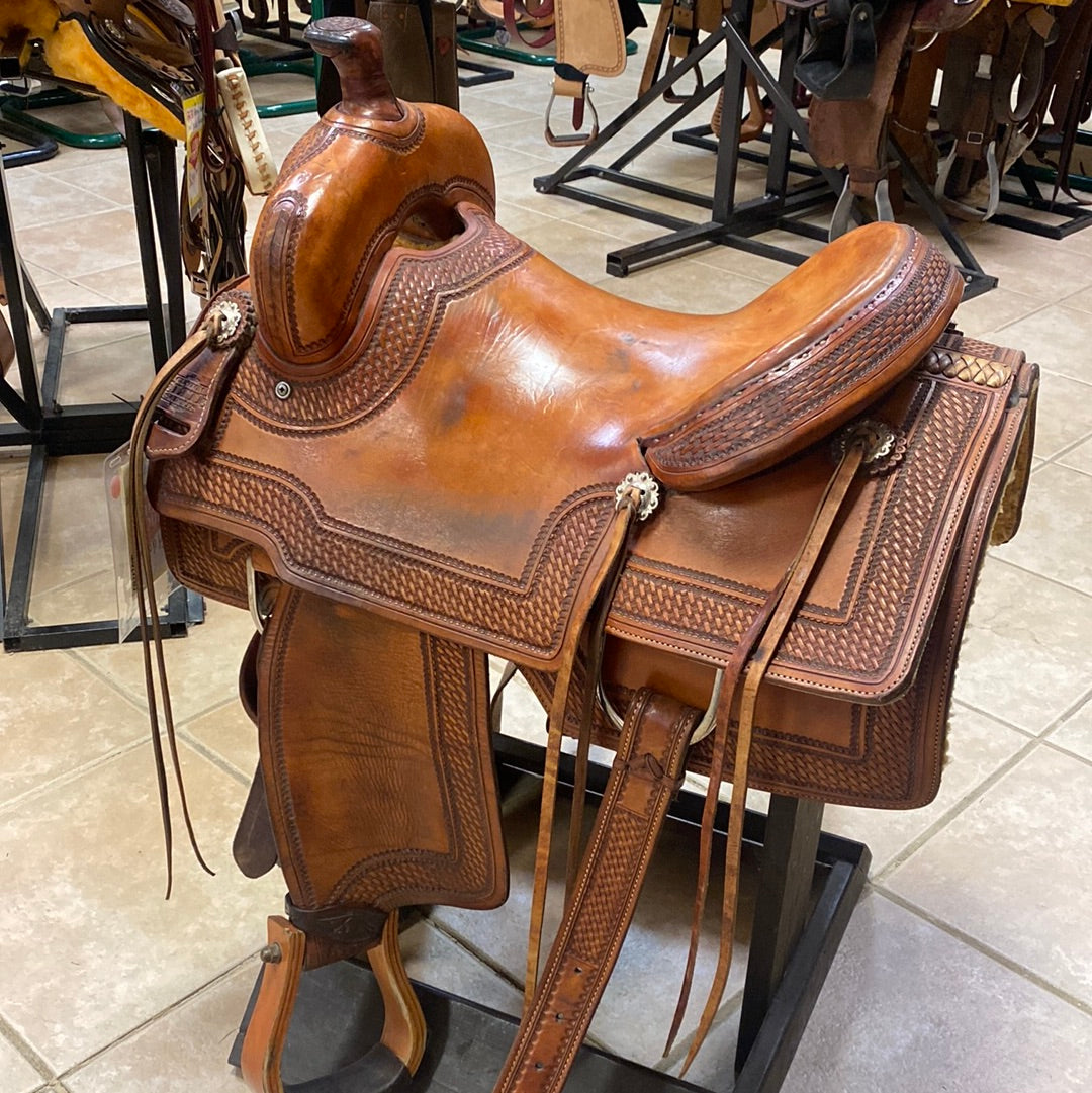 Elite Custom Saddle
