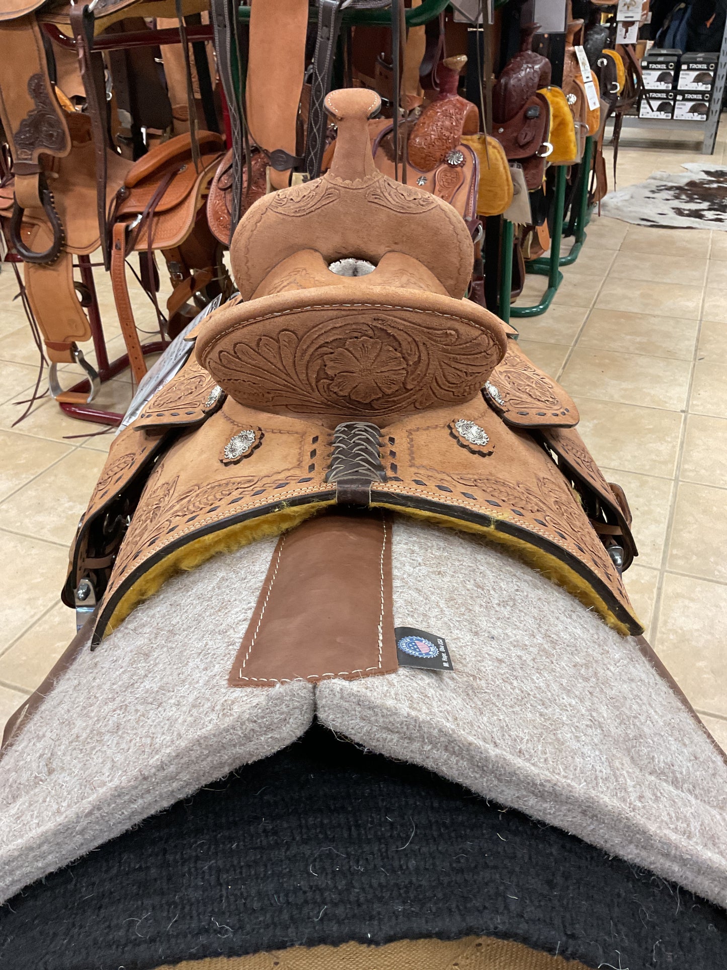 Royal King Amarillo Youth Barrel