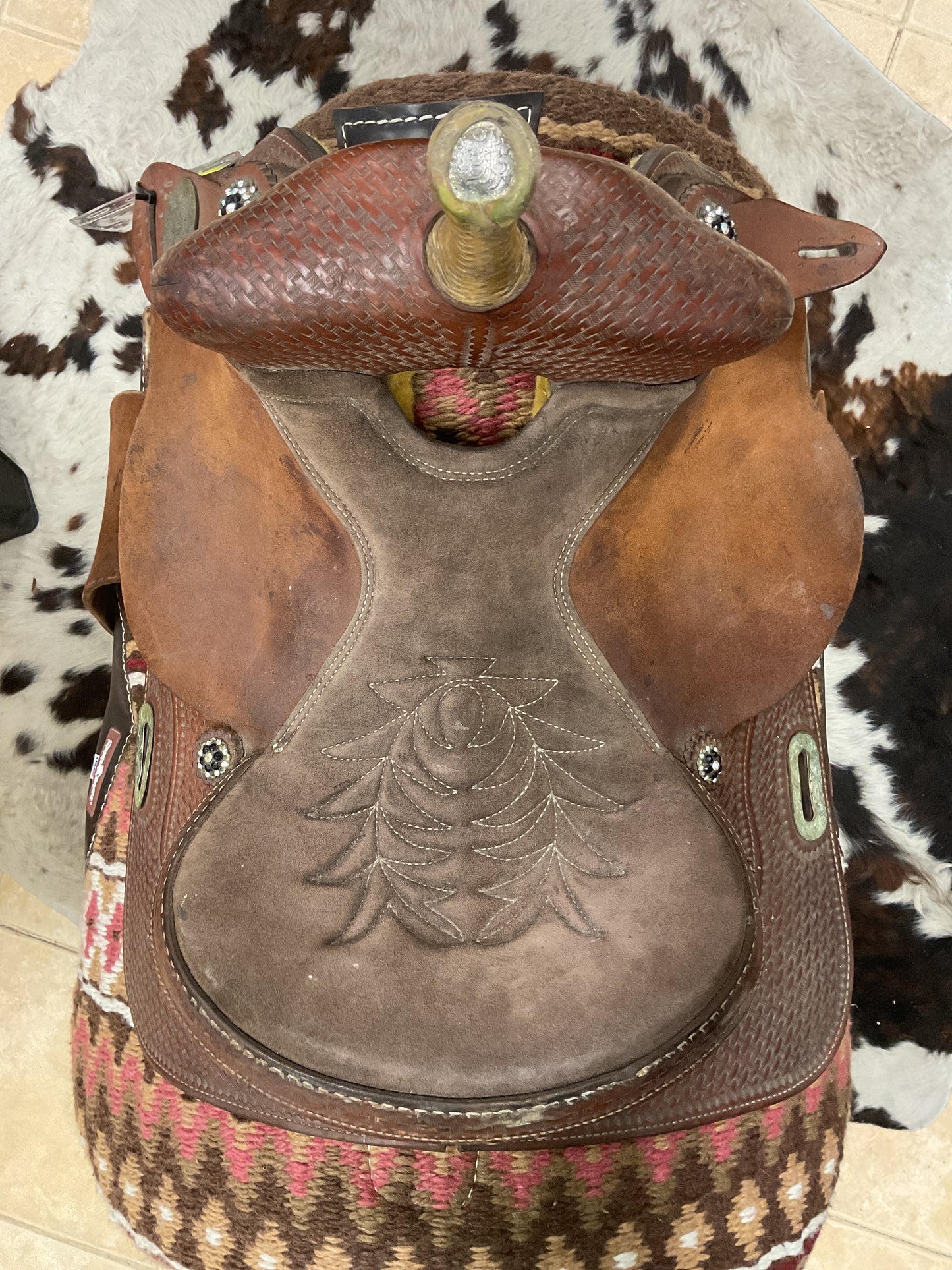USED Double C Barrel Saddle