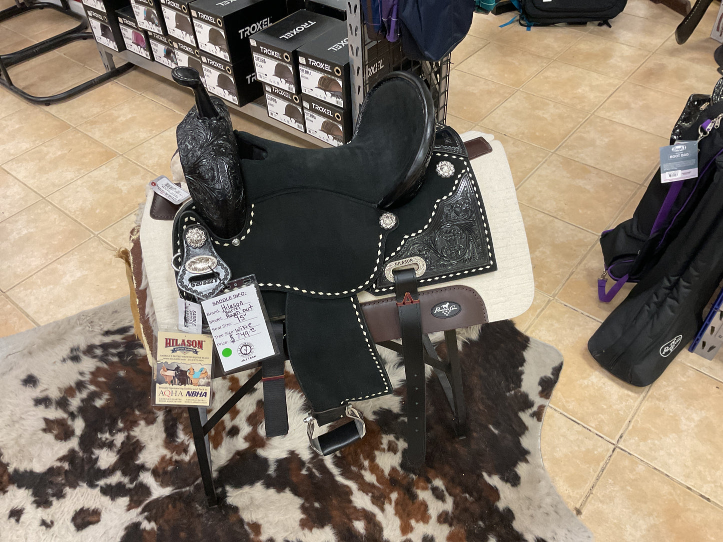 Hilason Barrel saddle