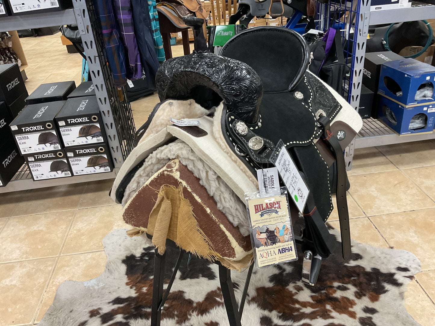 Hilason Barrel saddle
