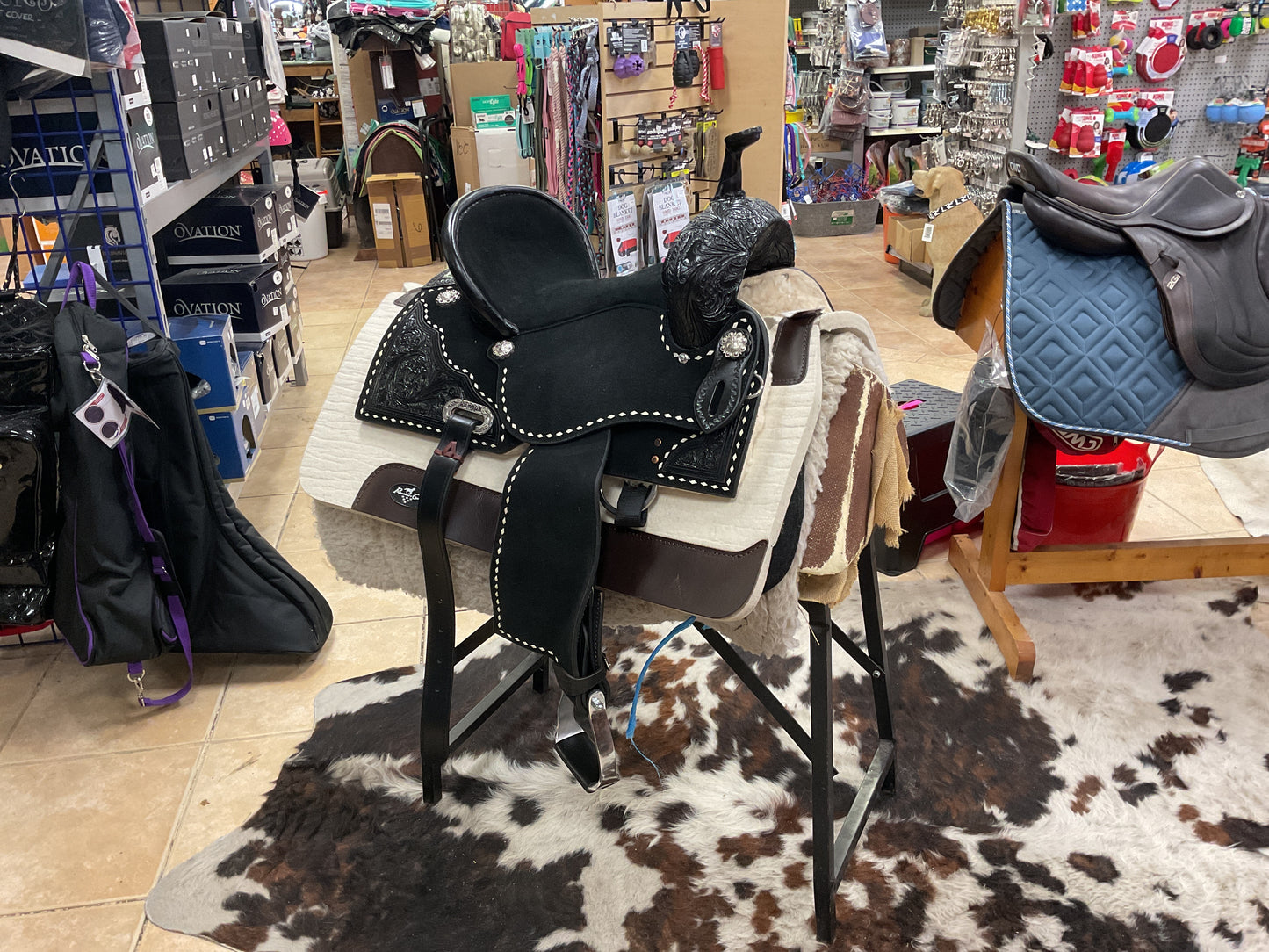 Hilason Barrel saddle