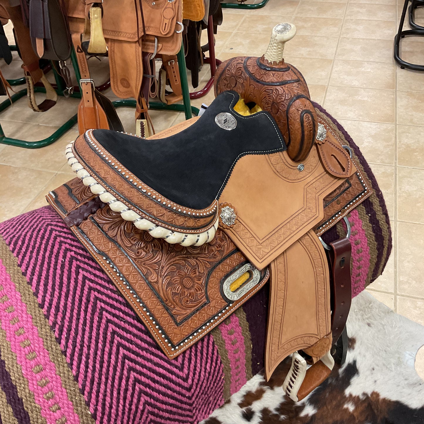 Youth Double T Barrel Saddle