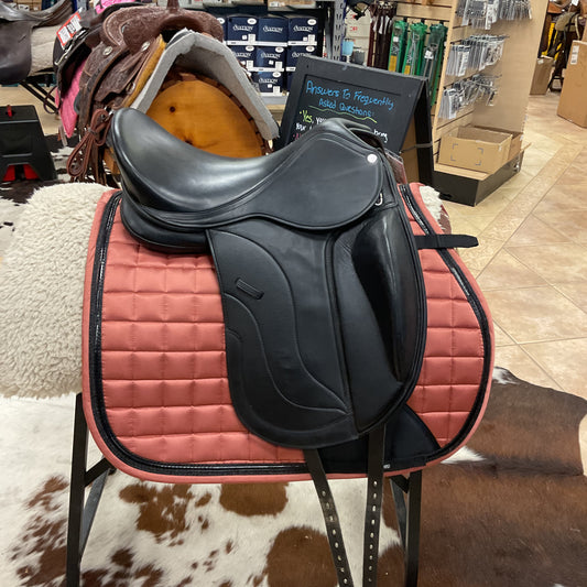 Used Royal heritage fauna dressage saddle