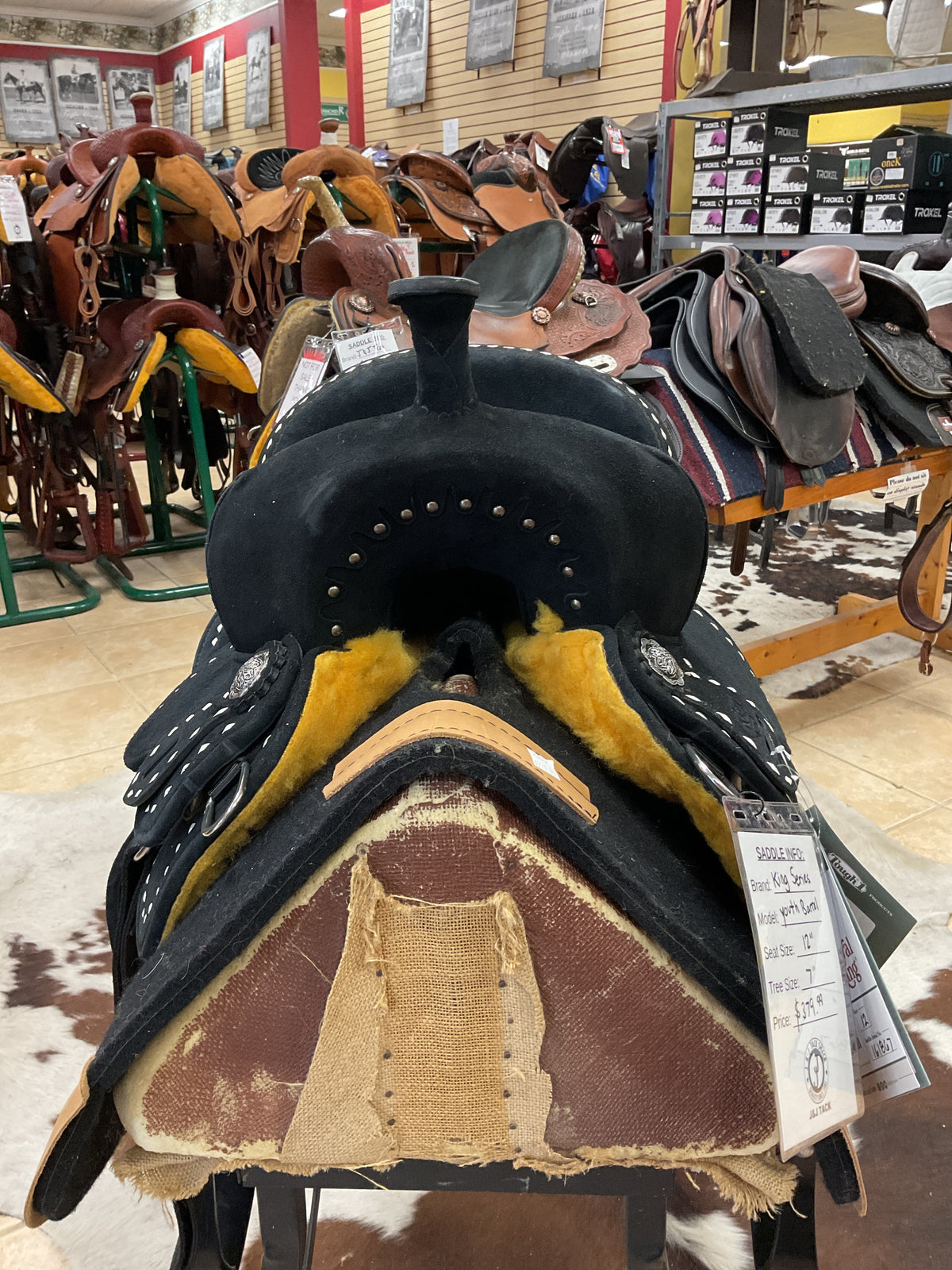 King Series Stratford Suede Saddle