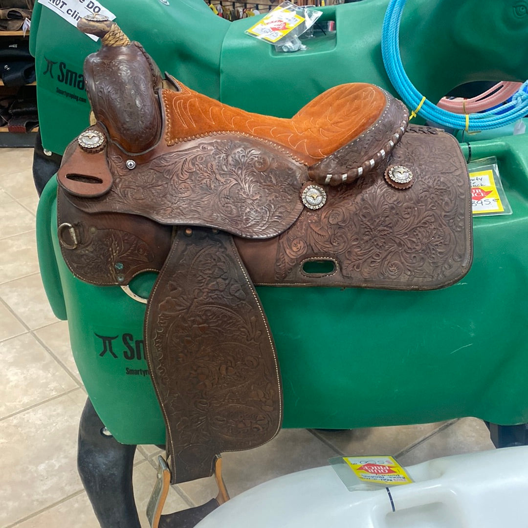 Hereford Tex Tan Saddle